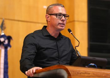 Vereador Sargento Farias participa de Sessão Solene que destaca o trabalho de assistentes sociais do Espírito Santo