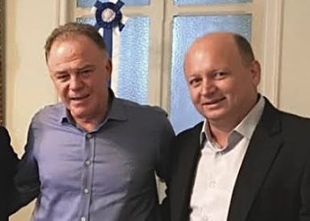 Prefeito de Mantenópolis anuncia novo asfalto para o centro da cidade em parceria com o governo do estado