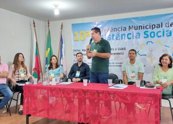 Conferência em Águia Branca reúne autoridades e palestrante para discutir questões sociais