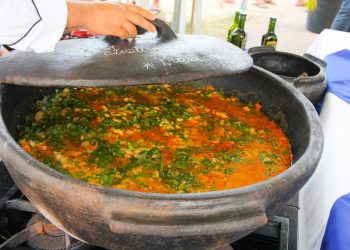600 quilos de peixe irão compor a Maior Moqueca do Mundo em Conceição da Barra