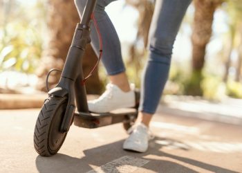 Detran|ES orienta proprietários de ciclomotores sobre o registro do veículo a partir das novas regras