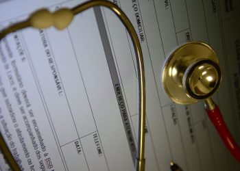 ANS suspende comercialização de 31 planos de saúde por mau desempenho