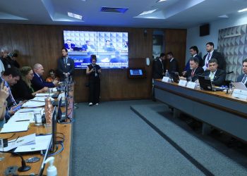 Advocacia do Senado diz que CPMI pode propor acordo de delação