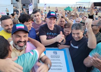 Governo ES - Orla Festival celebra entrega da obra de engordamento da orla de Meaípe