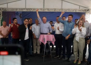 Governo ES - Governador entrega obras em Iúna e anuncia implantação da Rodovia ES-179