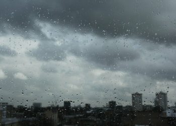 Instituto emite alerta de chuvas intensas para 68 municípios do ES; veja lista