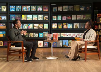 Escritor Itamar Vieira Junior é o entrevistado do Trilha de Letras