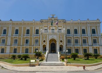 Governo ES - Governo do Estado anuncia pagamento de abono salarial em dezembro