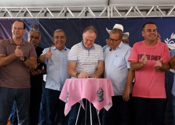 Governo ES - Governo anuncia investimentos em infraestrutura e habitação popular em Fundão