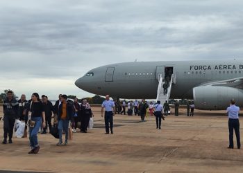 Terceiro grupo de repatriados vindos de Gaza chega ao Brasil