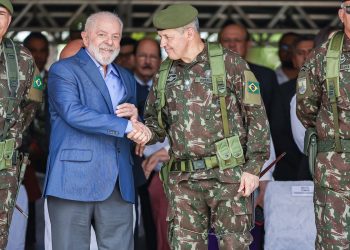 Lula: descontinuidade de obras é “uma das desgraças” que afetaram país