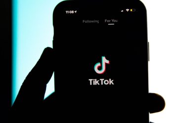Banimento do TikTok é disputa dos EUA com China, dizem pesquisadores