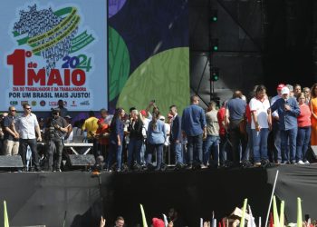 Lula sanciona lei que altera tabela do Imposto de Renda