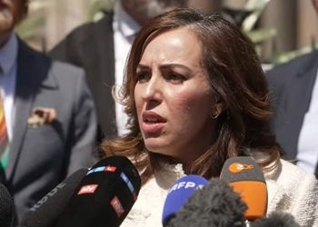 Assange recebe permissão para recorrer contra extradição para os EUA