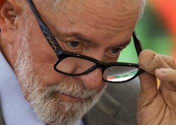 Lula pede "ampla presença" de observadores em eleições na Venezuela