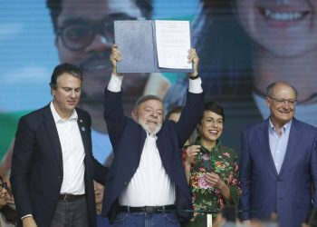 Lula anuncia investimentos para expansão de universidades em São Paulo