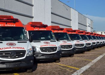 Lula entrega 280 novas ambulâncias para a frota do Samu
