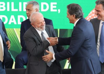 "País jamais será irresponsável do ponto de vista fiscal", diz Lula