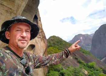 Descubra as maravilhas do Monumento Natural dos Pontões Capixabas com o Guia Turístico Claudio Nass