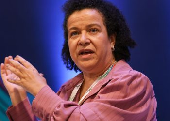 Grupo de engajamento do G20 defende remuneração do cuidado familiar