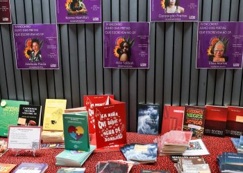 Coletivo no DF promove literatura de autoras negras