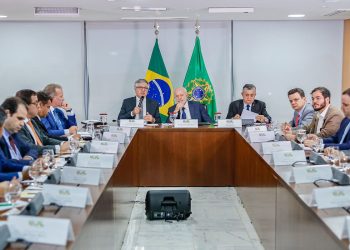 Lula não irá opinar em eleição da Câmara, diz líder do governo